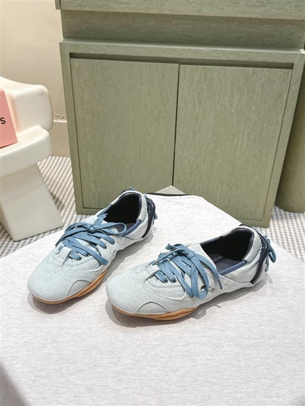 2025112716561095 310